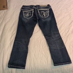 Rock Revival Nancy Cropped. Size 27